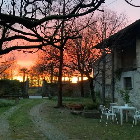 Couette-café Casa Barnaba-manin 3*